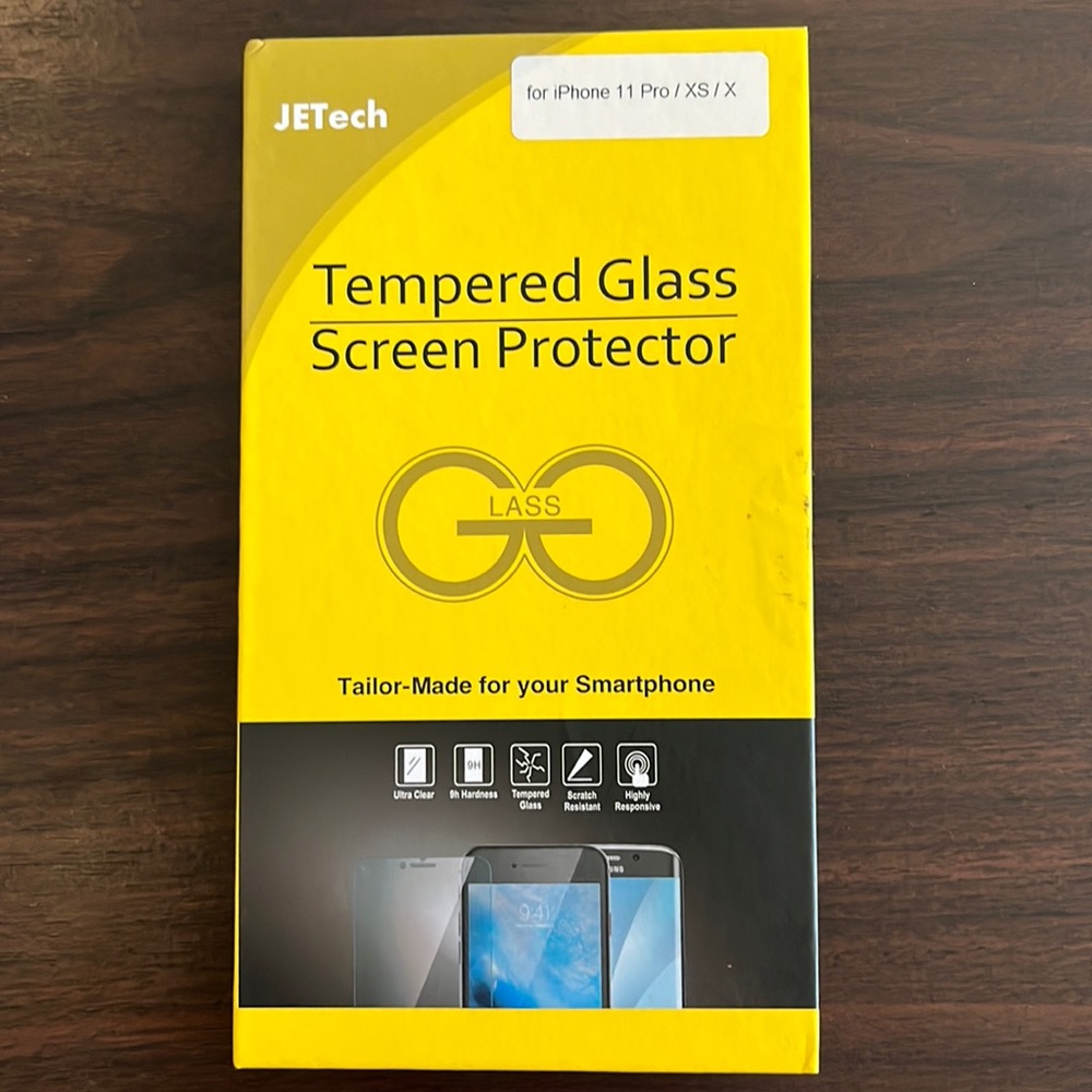 Screen protector - Picture 1 of 2